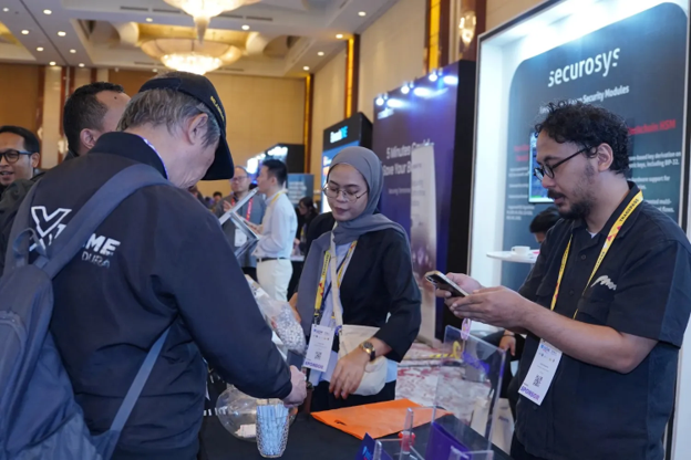 From Threat Intelligence to Cyber Resilience: The Value of Professional Security Events