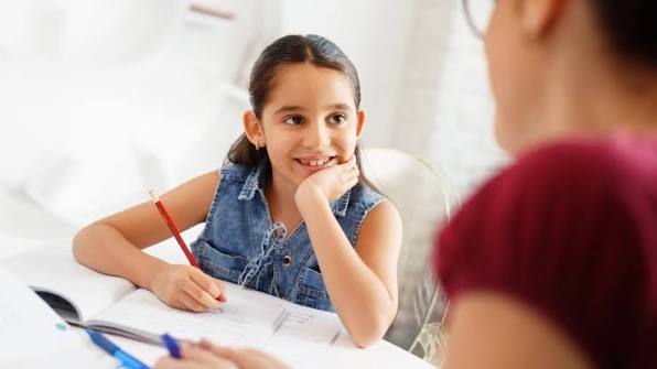 What to Expect from Professional English Tutor Services